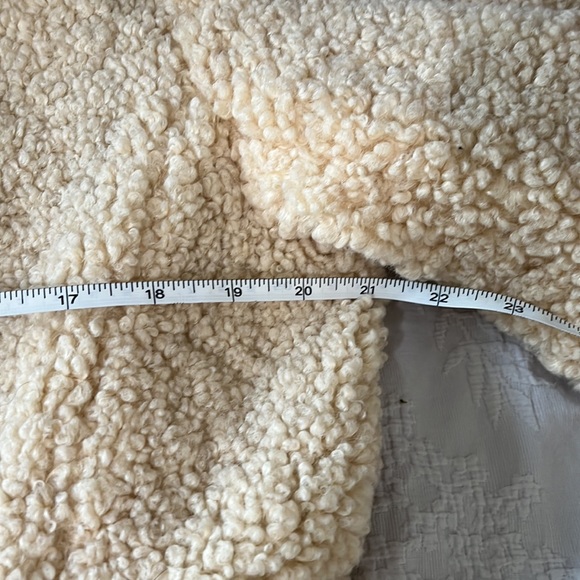 LIZ CLAIBORNE Teddy Coat Sherpa Faux Fur Cream Neutral Notch Collar Cozy Fall - Picture 9 of 11